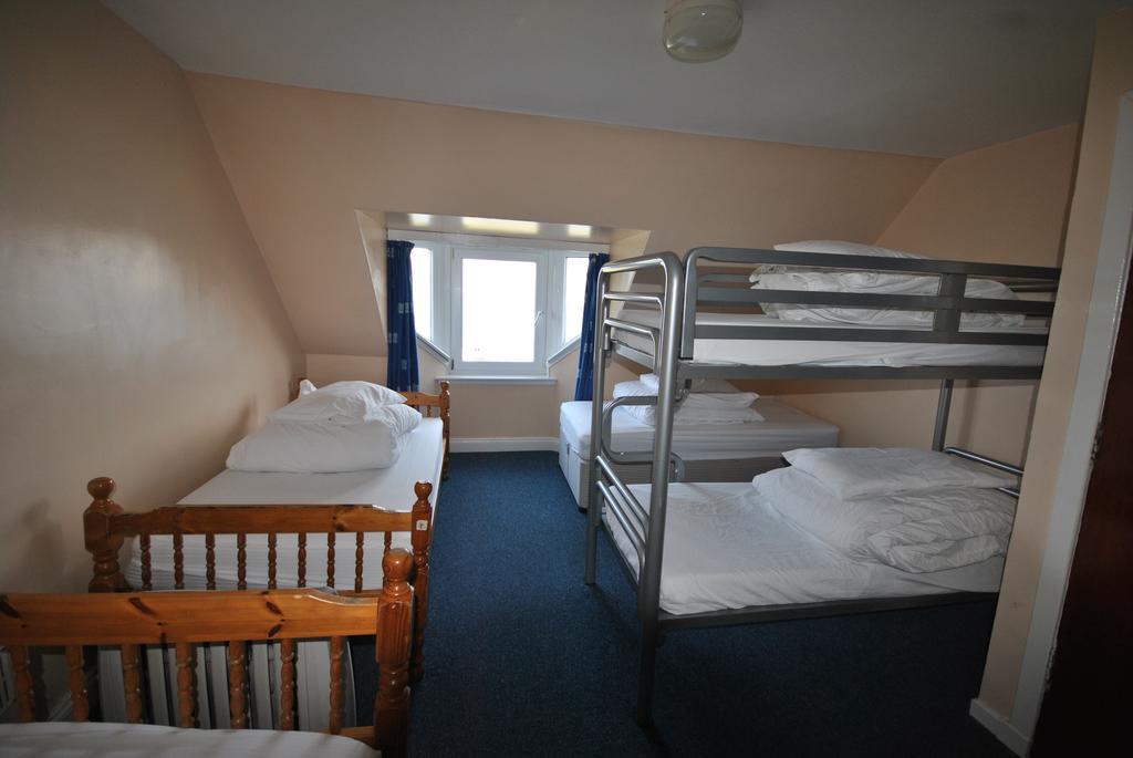 Saucy Mary'S Hostel Kyleakin Szoba fotó